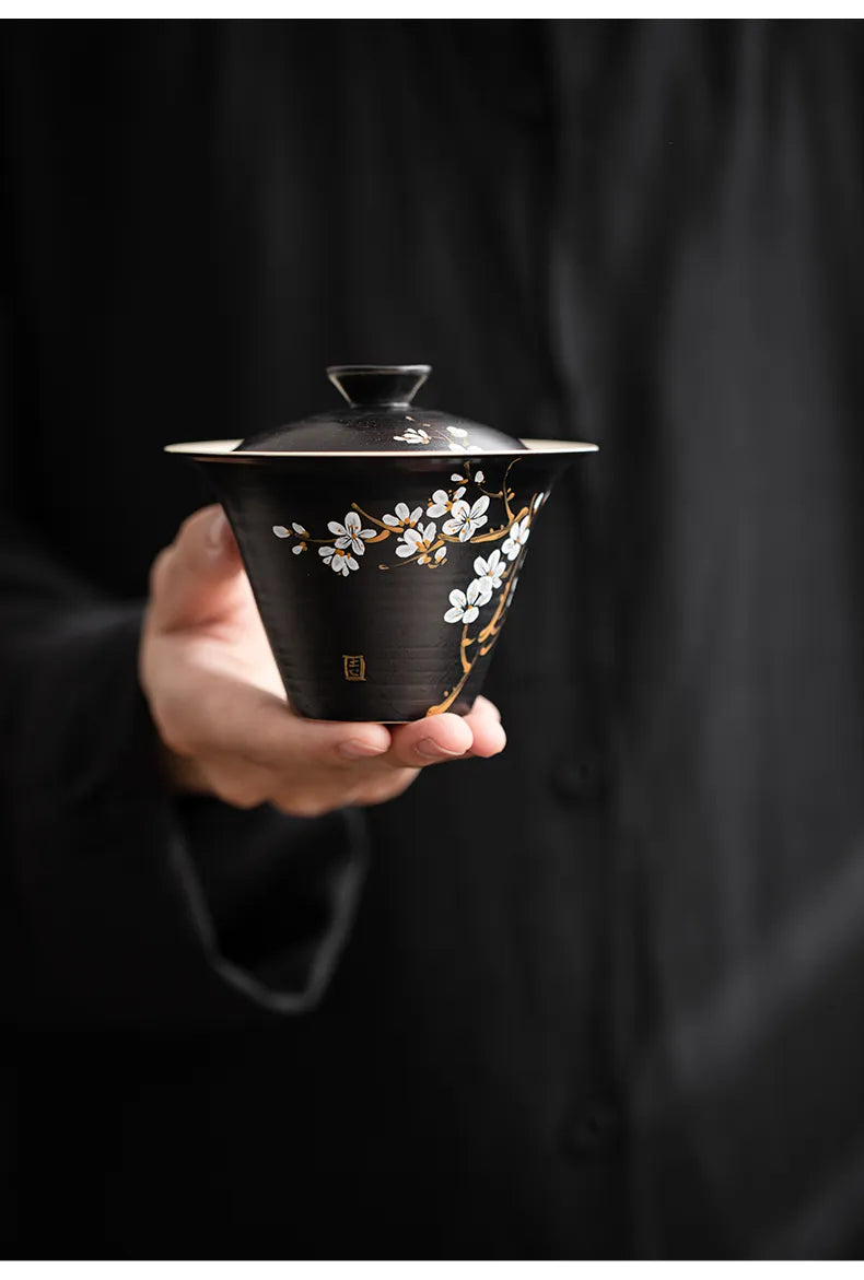 Powder-Glazed Gaiwan with Hand-Painted Plum Blossom Design – Three-Piece Ceramic Tea Bowl for Gongfu Brewing