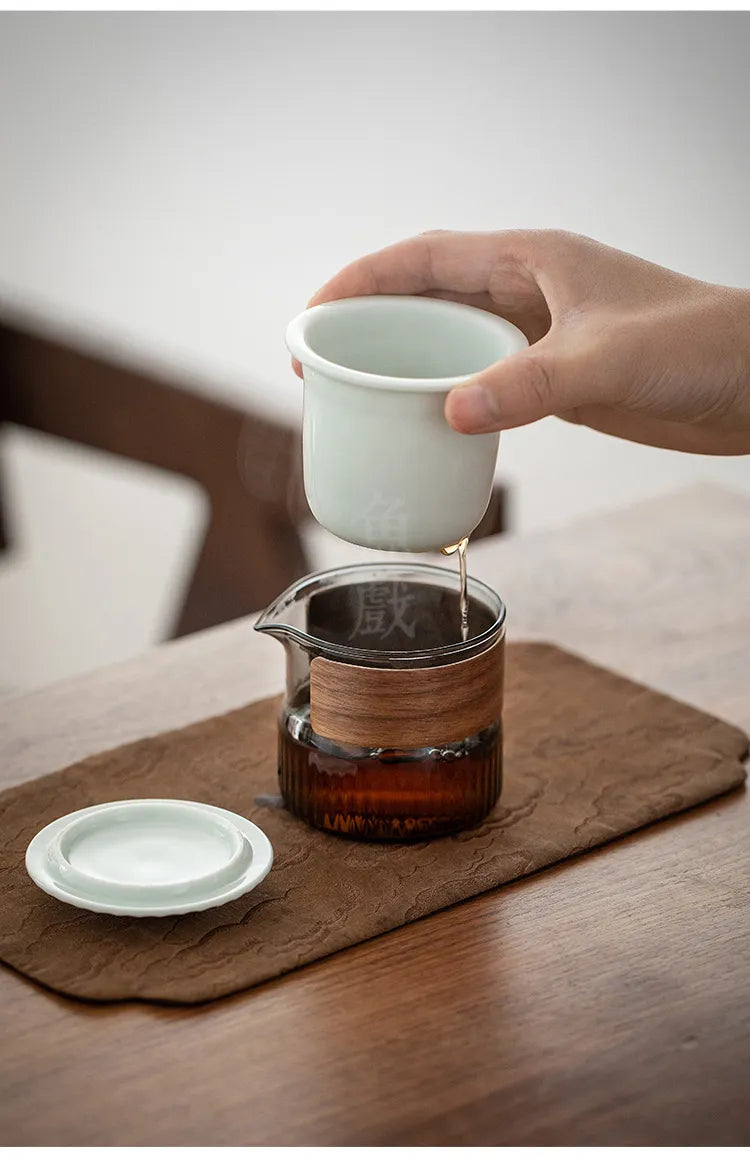 “Xizhi” Portable Gongfu Tea Set – Teapot with 3 Teacups for Calm Evenings