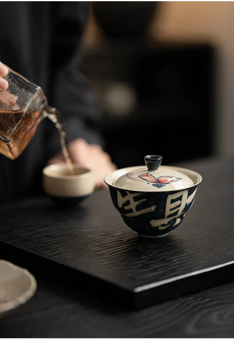 Hand-Painted Lotus Gaiwan – “Fortune Arises from Vitality” Covered Tea Bowl for Gongfu Brewing