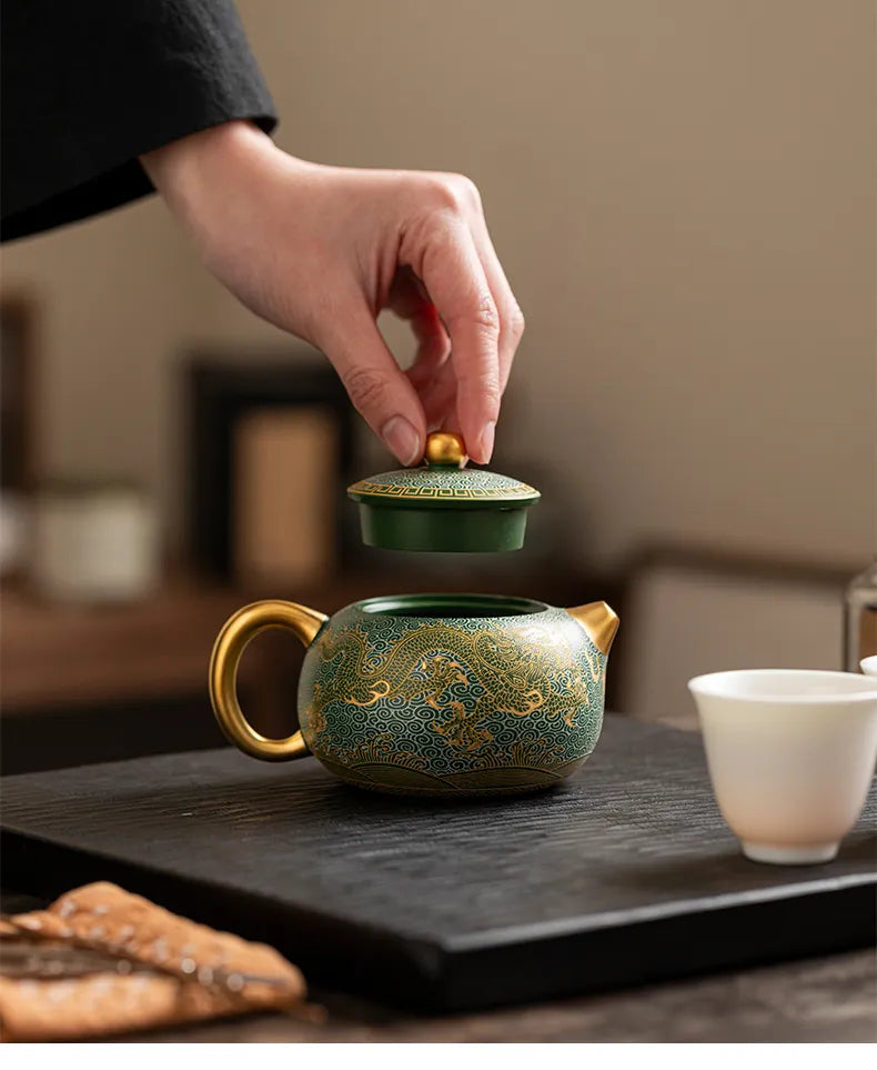 "Twin Dragons Playing with a Pearl – Xishi-style Teapot"