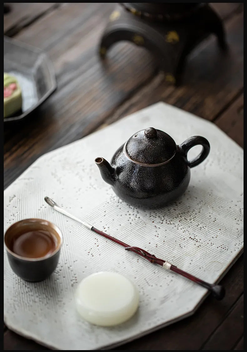 "Wangxuan Shino-style Black Glaze Pear-shaped Teapot"