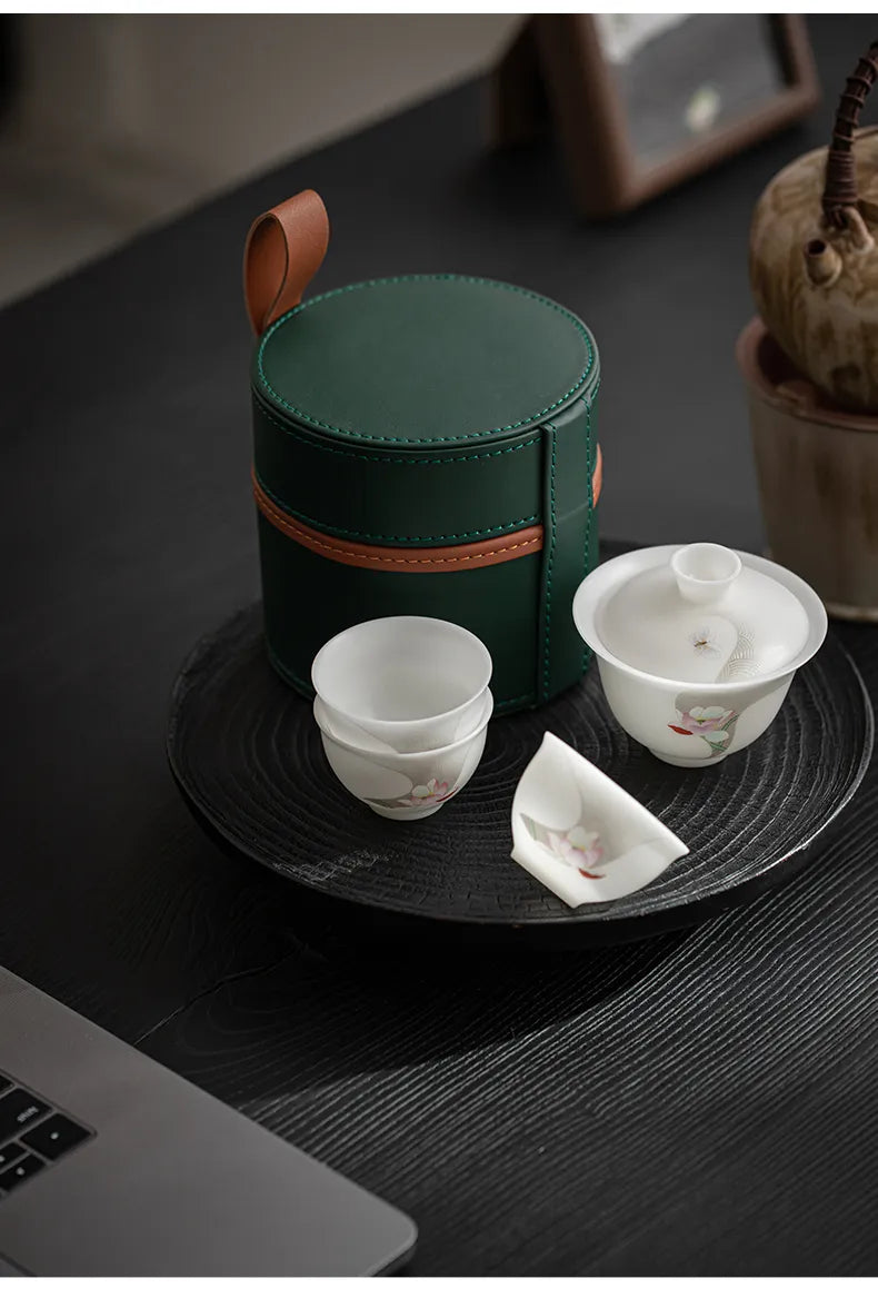 “Muhe” Lotus-Inspired Travel Gongfu Tea Cup – Elegant, Portable, Zen-Inspired