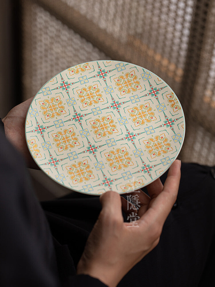 Baoxiang Pattern Cream Yellow Round Pot Bearing