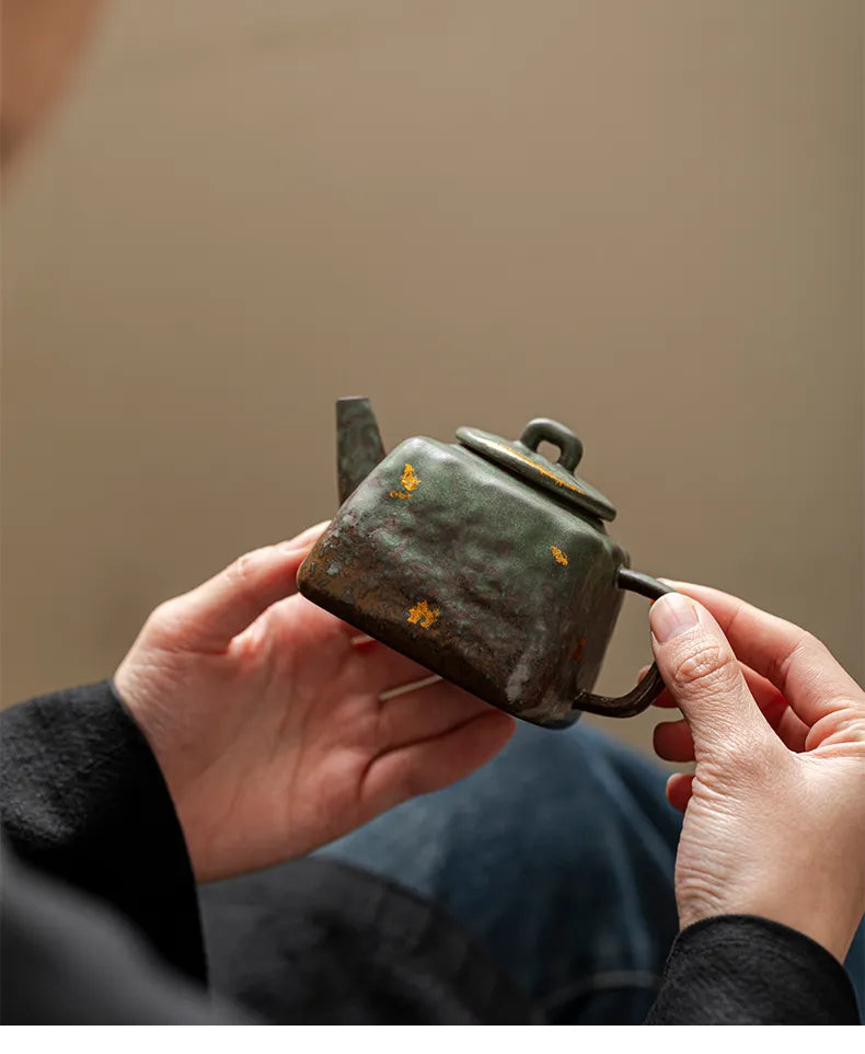 "Peacock Green Han-style Teapot – Traditional Chinese Gongfu Teaware"