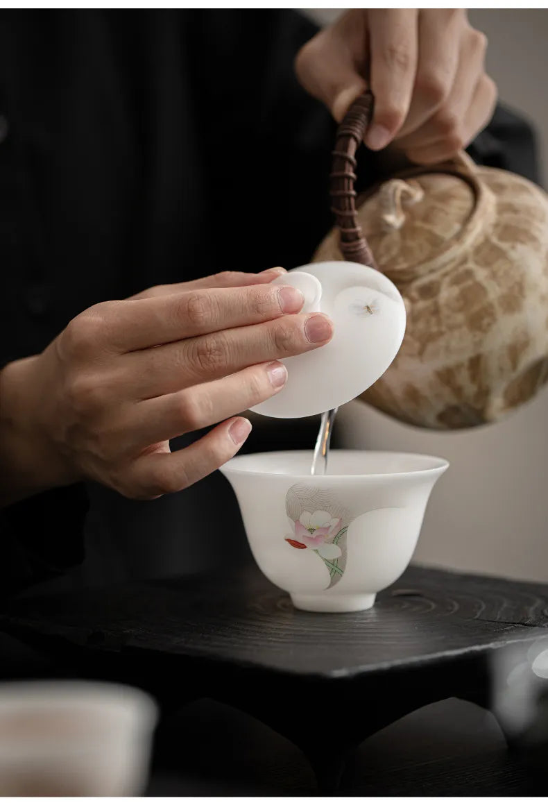 “Muhe” Lotus-Inspired Travel Gongfu Tea Cup – Elegant, Portable, Zen-Inspired