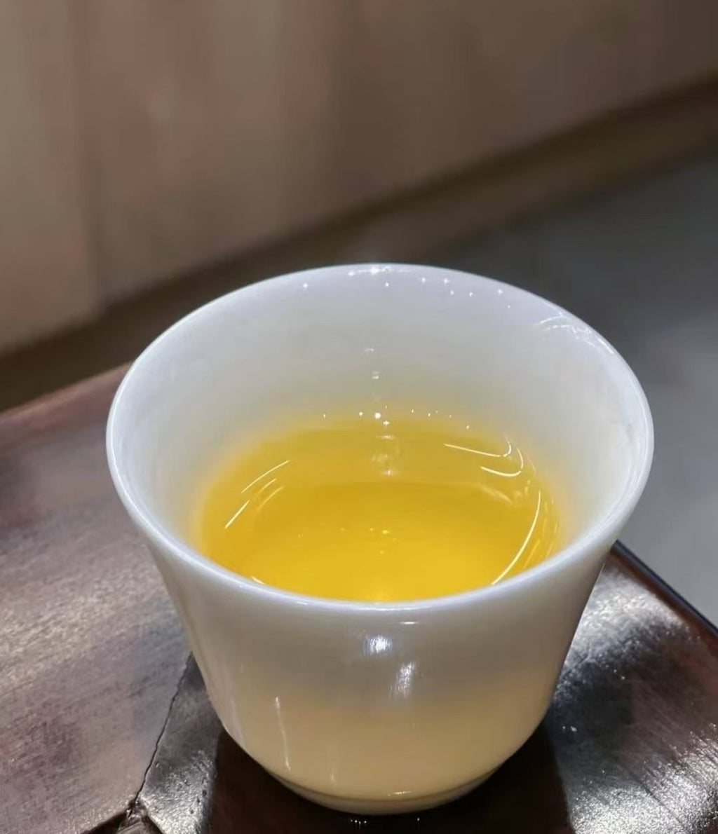 2023 Lao Ban Zhang (Loose Leaf)