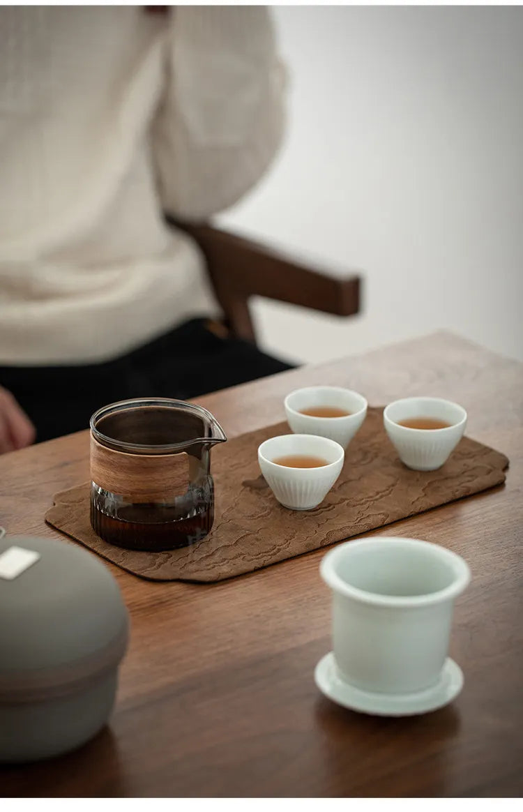 “Xizhi” Portable Gongfu Tea Set – Teapot with 3 Teacups for Calm Evenings