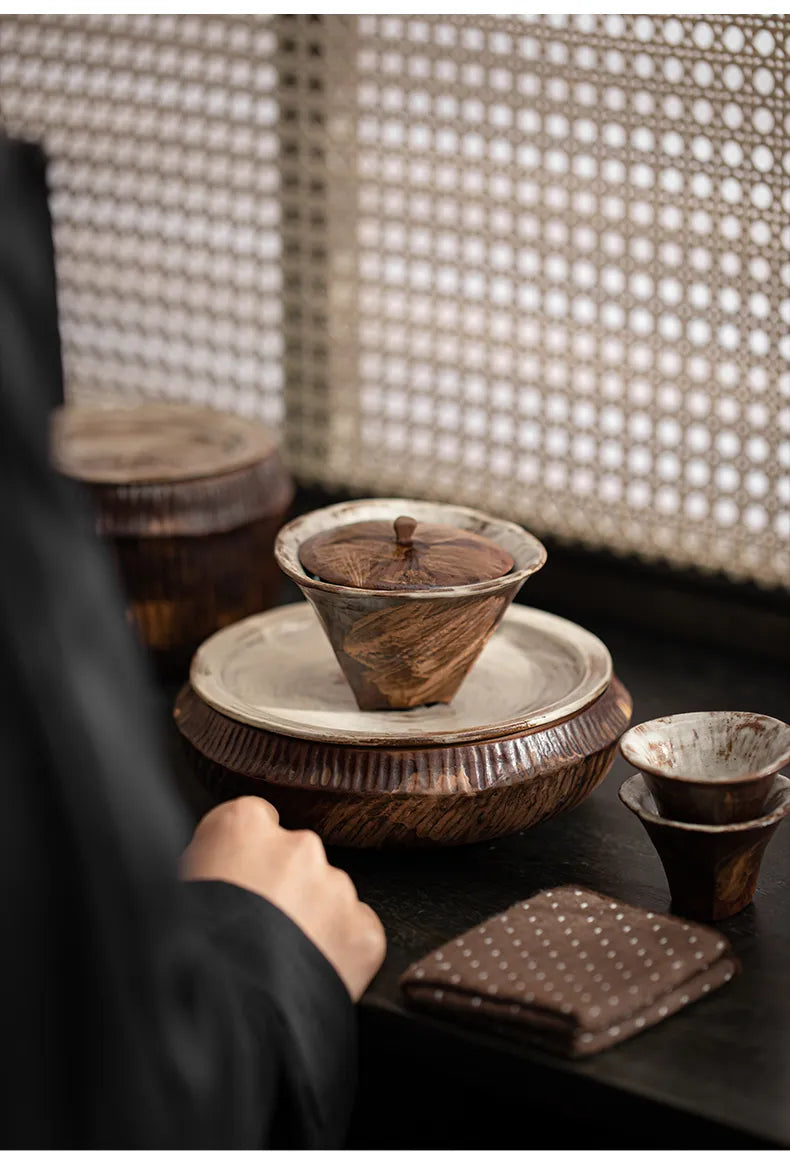 Silent Tone Three-Edge Gaiwan