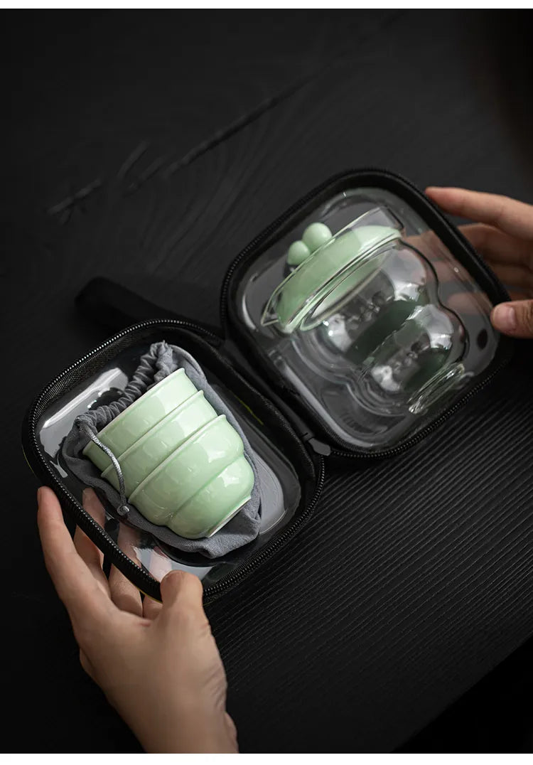 “Verdant Gourd” Portable Kungfu Tea Cup – Elegant Travel Teaware Inspired by Nature