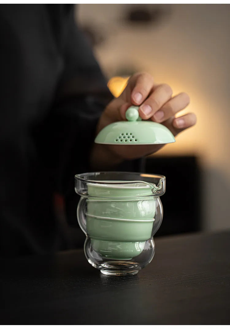 “Verdant Gourd” Portable Kungfu Tea Cup – Elegant Travel Teaware Inspired by Nature