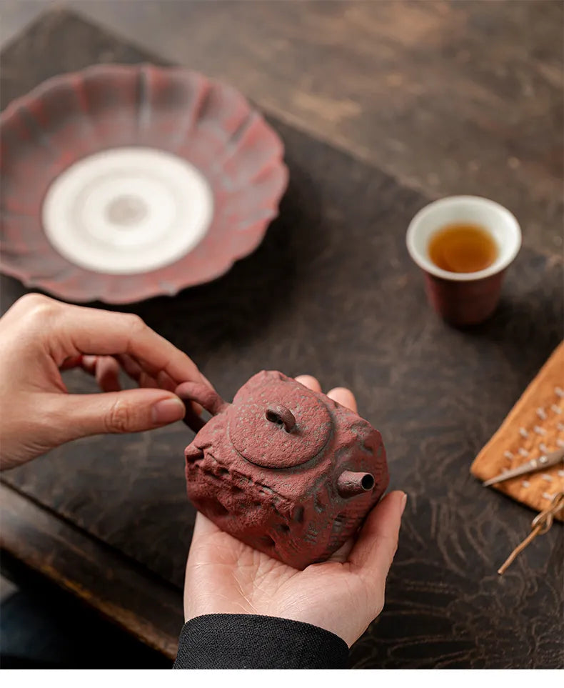 "Vintage Black Tea Teapot – Guzhuo"