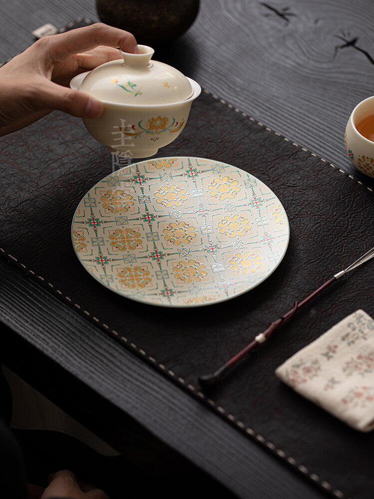 Baoxiang Pattern Cream Yellow Round Pot Bearing